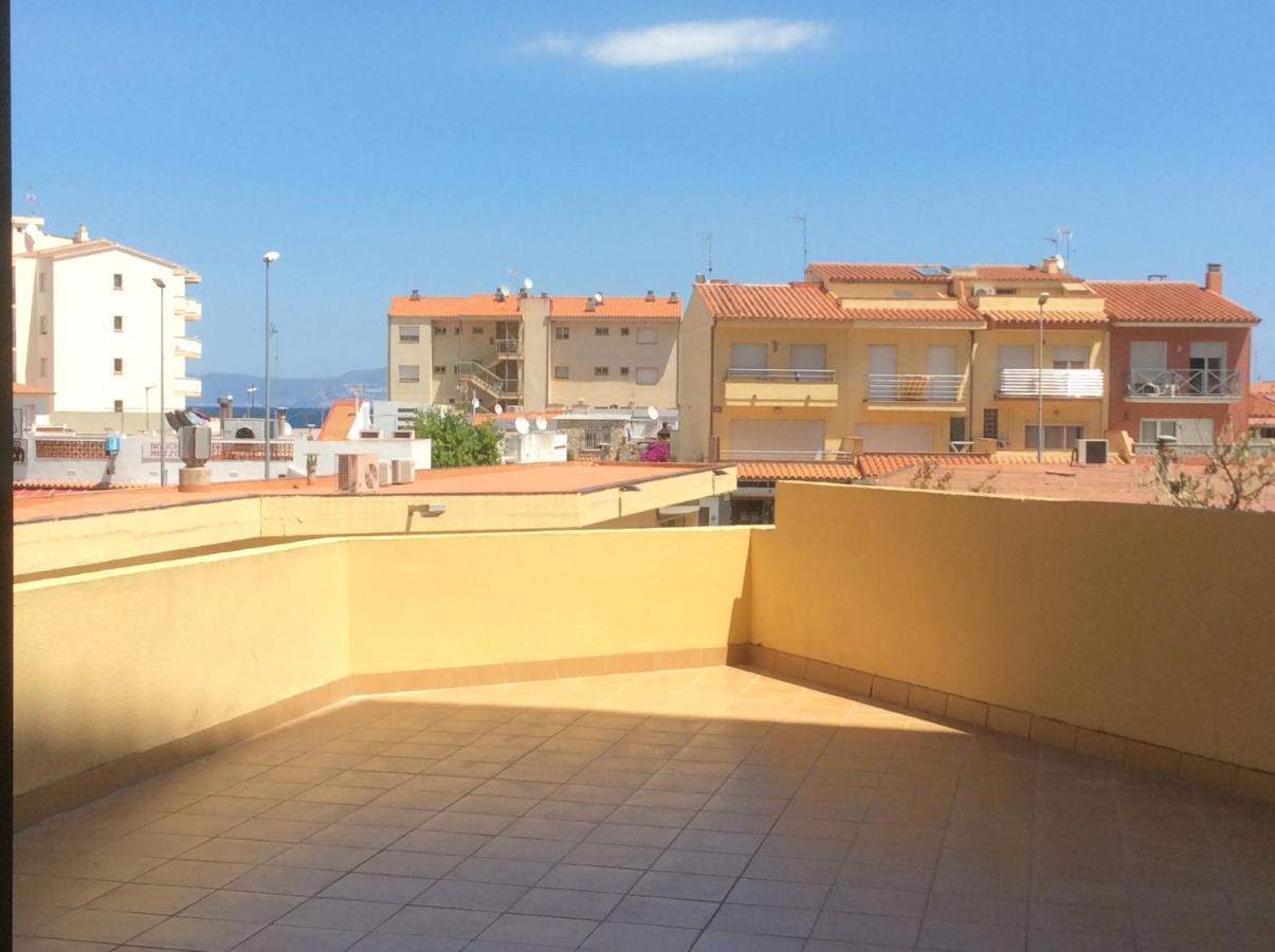 Apartamento Mar Blau L' Escala Habitación foto