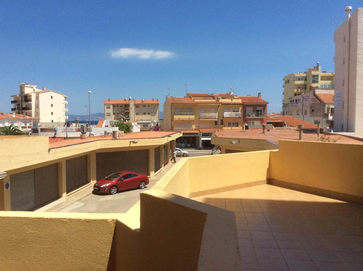 Apartamento Mar Blau L' Escala Habitación foto